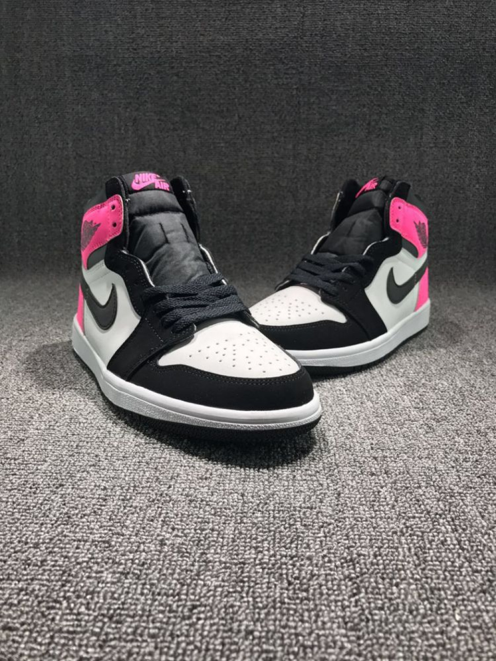 Tênis Nike Air Jordan 1 High Valentine's Day Ios.Shoess