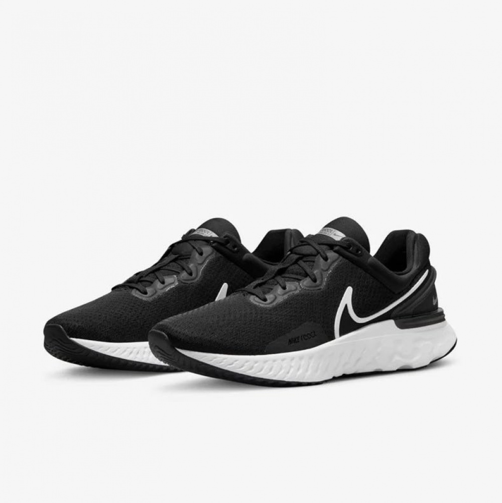 tênis nike react miler