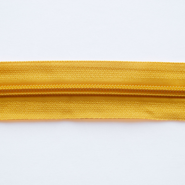 Zíper de Nylon Blue Bay n°05 Liso Amarelo Ouro - 5mm de Largura - Por Metro