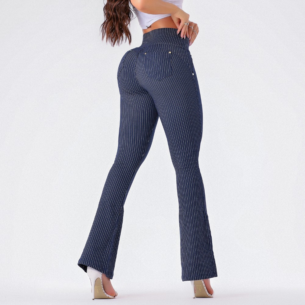 Calça Modeladora Empina Bumbum Jeans Cotton Risca de GIZ Preta