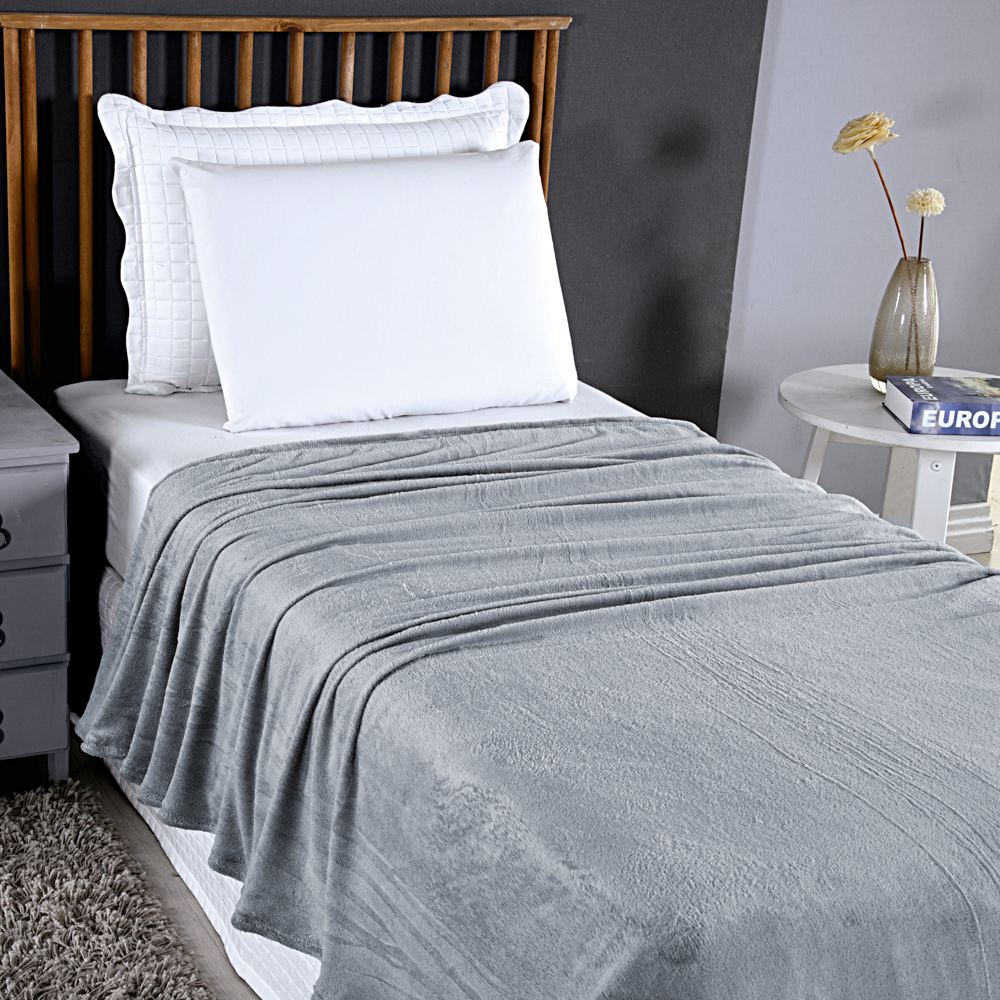 Cobertor Manta Flannel Solteiro Turim 2,20x1,50m 180g/m² Platina ...