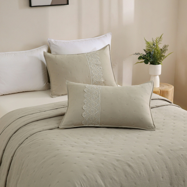 Colcha Cobre Leito Casal 3 Peças Percal 300 Fios Matelado Bordado Inglês Napoli Fendi