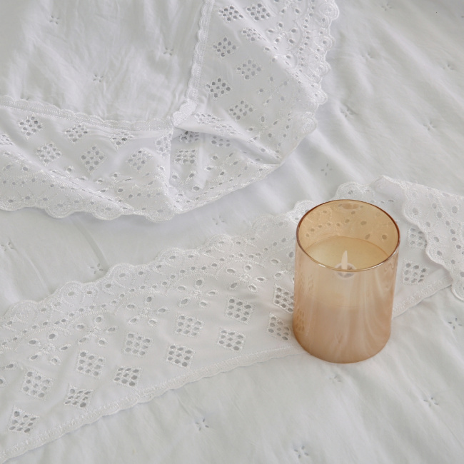 Colcha Cobre Leito Solteiro 2 Peças Percal 300 Fios Matelado Bordado Inglês Napoli Branco