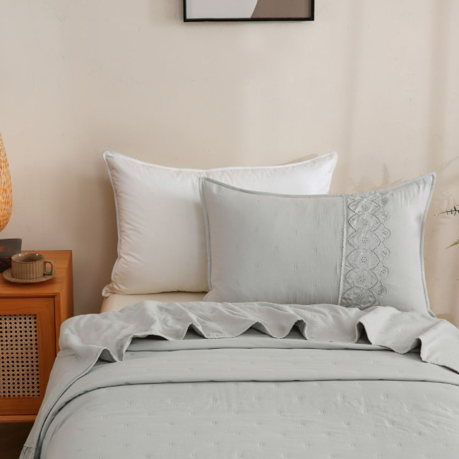 Colcha Cobre Leito Solteiro 2 Peças Percal 300 Fios Matelado Bordado Inglês Napoli Cinza