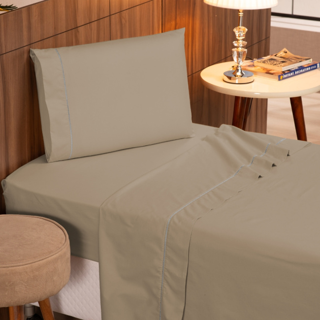 Jogo de Lençol Solteiro 3 Peças Percal 200 Fios Algodão Ponto Palito Confort Cáqui