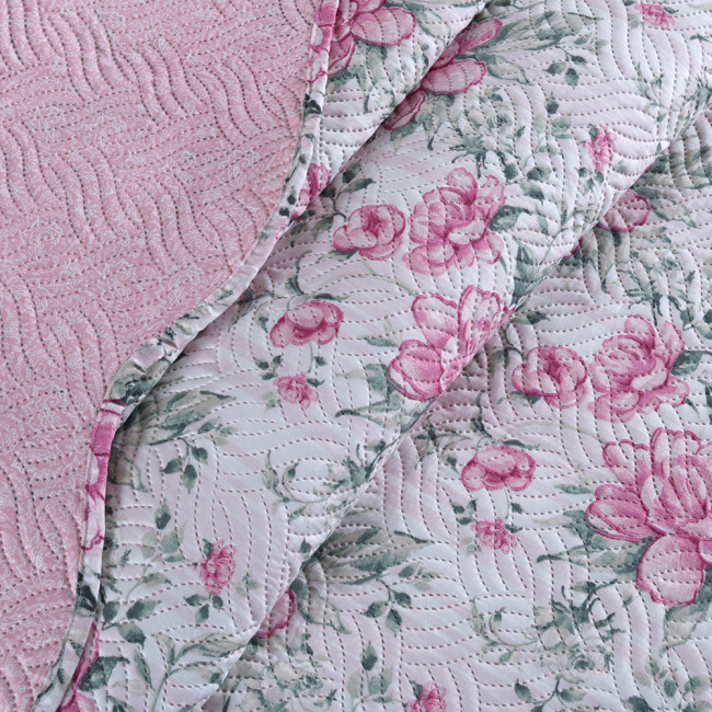 Kit Cobre Leito Colcha Queen 3 Peças Boutis Estampada Dupla Face Porta Travesseiro Aba Americana Bali Rosa