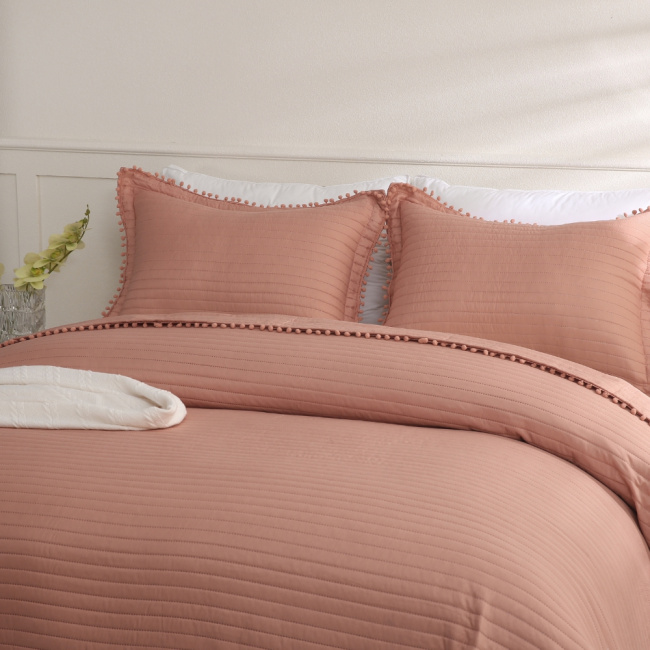 Kit Cobre Leito Colcha Queen 3 Peças Matelado PomPom 300 Fios Rosê