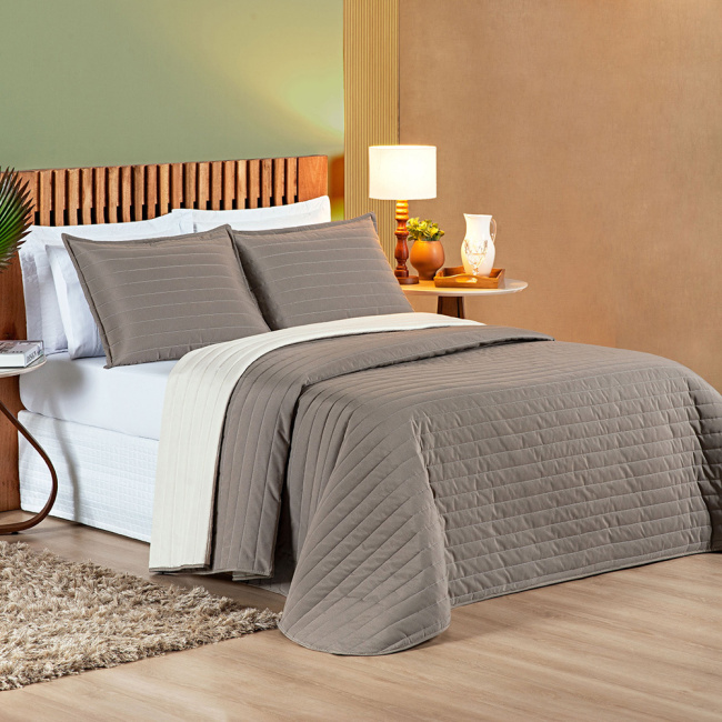 Kit Colcha Cobre Leito Dupla Face 200 Fios Matelassê Colors Cáqui/Palha