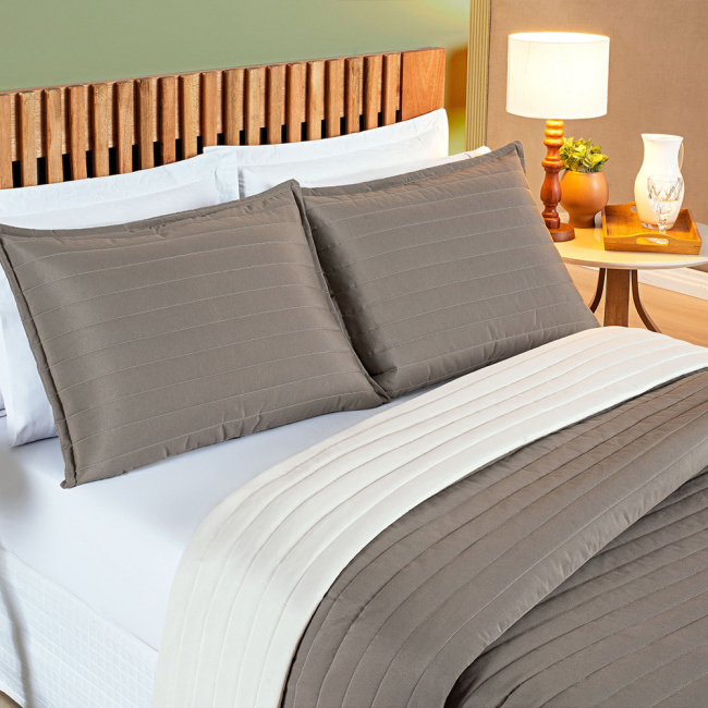 Kit Colcha Cobre Leito Dupla Face 200 Fios Matelassê Colors Cáqui/Palha