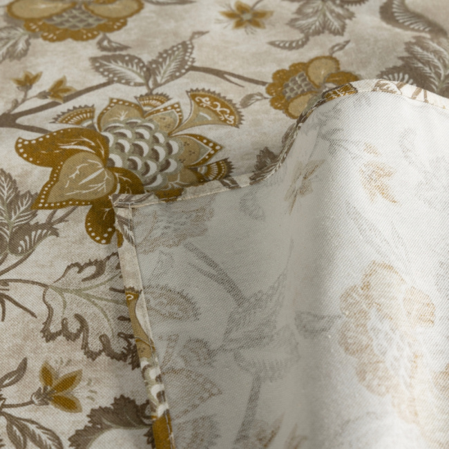 Toalha de Mesa Impermeável 4 Lugares 1,35m x 1,45m Bela Estampada Floral Âmbar