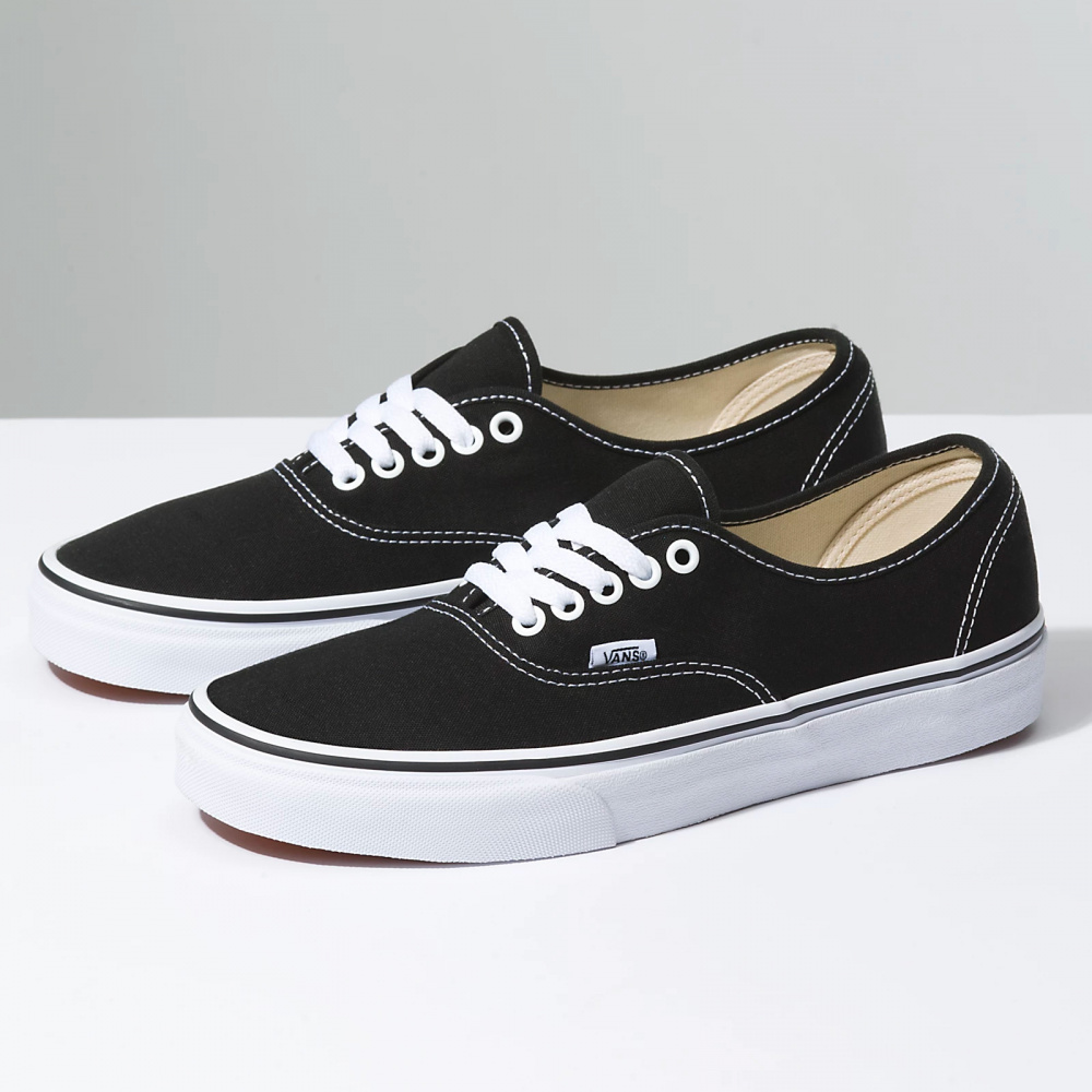 Vans preto e cheap branco authentic