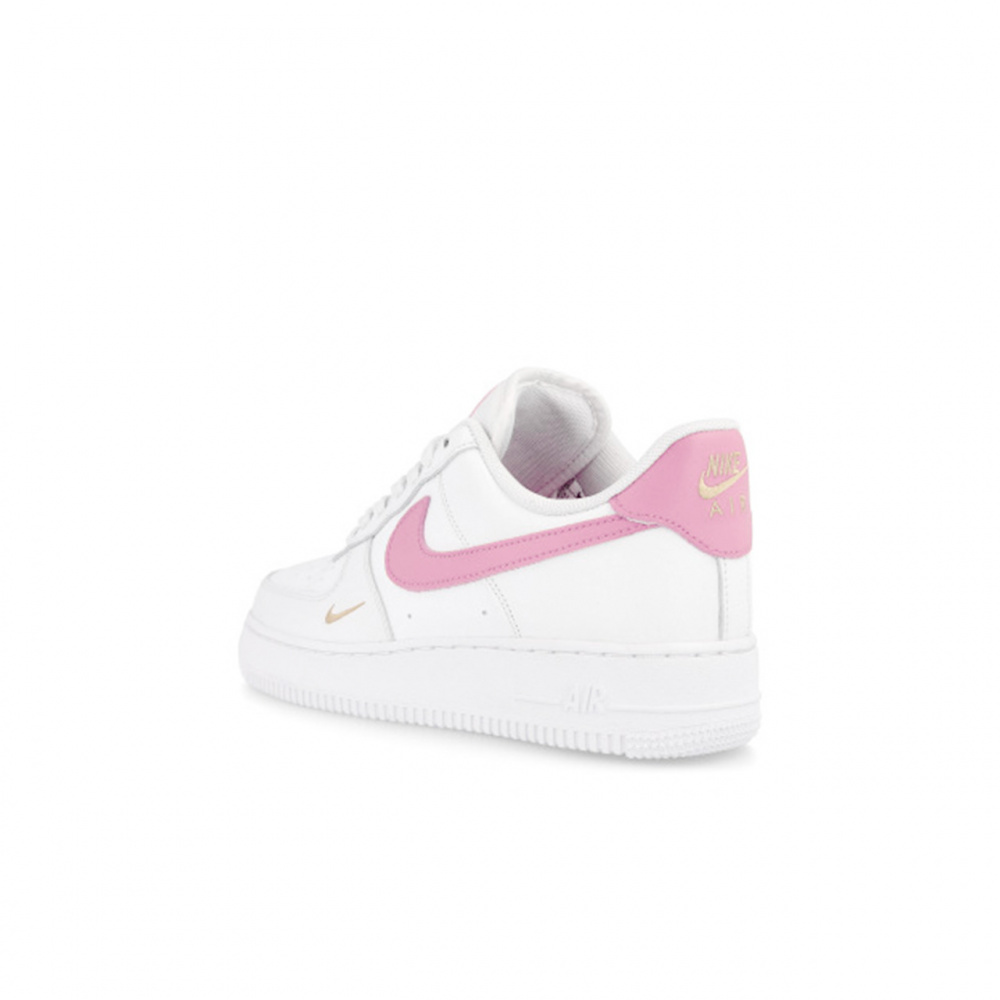 white nike sneakers with pink swoosh