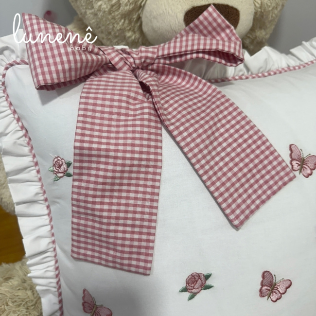 Almofada Decorativa Borboletas Xadrez Rosa 4695