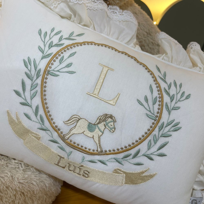 Almofada Decorativa Lunenê Baby Luís 9098