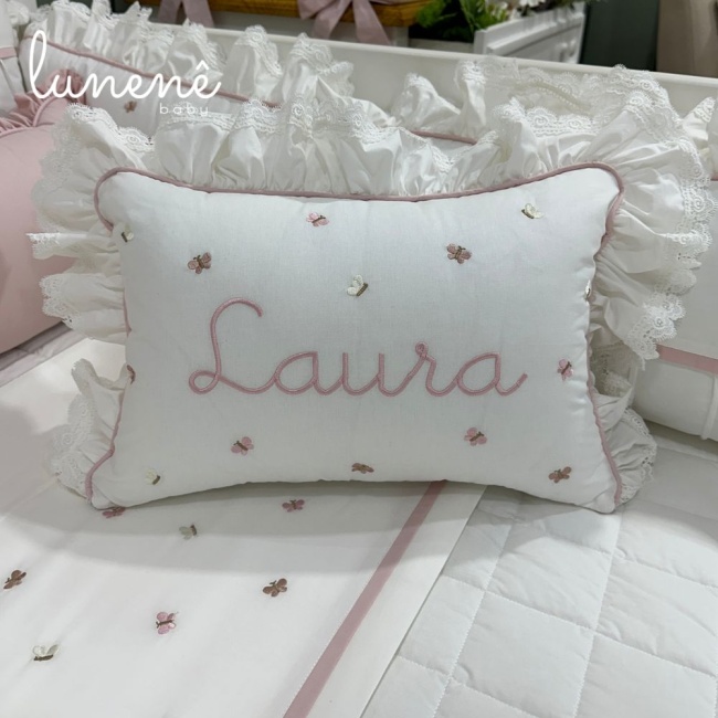 Almofada Personalizada Borboletas Rose Laura com Nome do Bebê