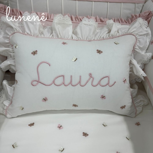 Almofada Personalizada Borboletas Rose Laura com Nome do Bebê