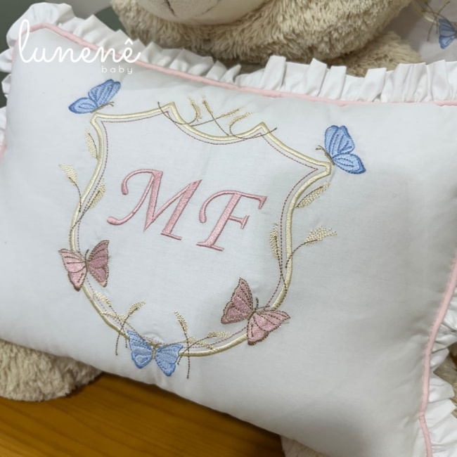 Almofada Personalizada Bordado de Borboletas Coloridas 4670