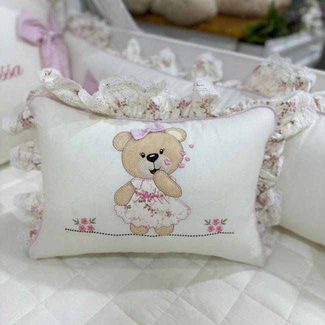 Enxoval de Berço Personalizado 07 Peças Meus Amores Ursa Beijo Florence e Rosa c/ Rolo