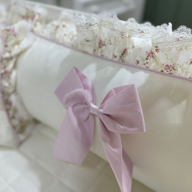 Enxoval de Berço Personalizado 07 Peças Meus Amores Ursa Beijo Florence e Rosa c/ Rolo