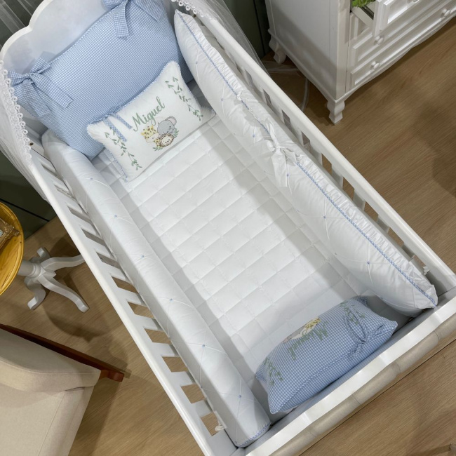 Enxoval de Berço Personalizado 08 Peças Bichinhos Xadrez Azul 200 Fios 4514