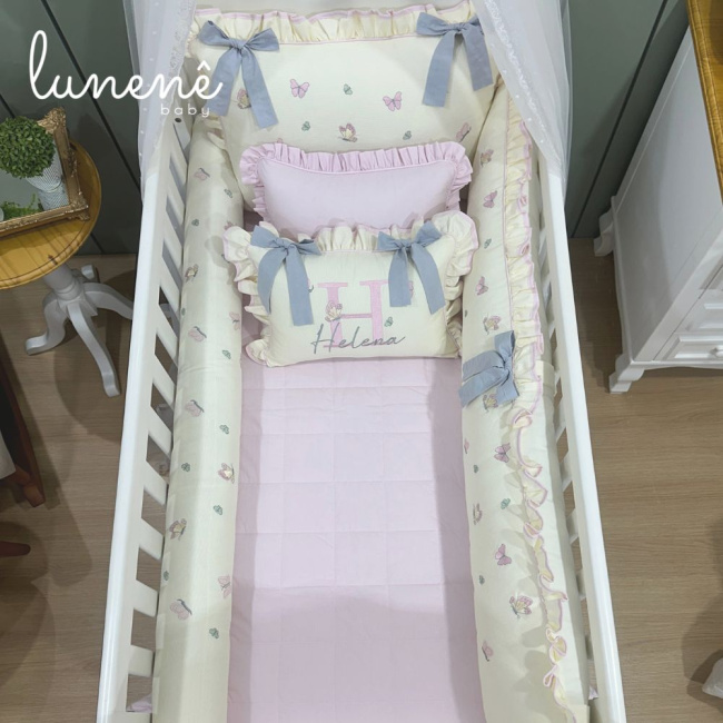 Enxoval de Berço Personalizado 08 Peças Borboleta Personale Baby 140 Fios Bege e Rosa