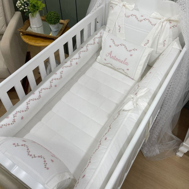 Enxoval de Berço Personalizado 08 Peças Capri Baby 200 Fios 4506