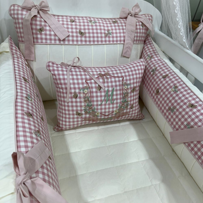 Enxoval de Berço Personalizado 08 Peças Jardim Encantado 200 Fios 4525
