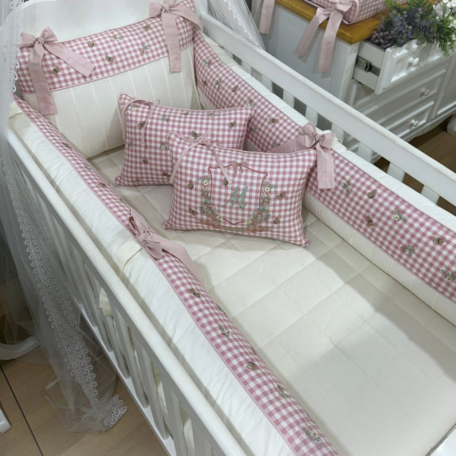 Enxoval de Berço Personalizado 08 Peças Jardim Encantado 200 Fios 4525