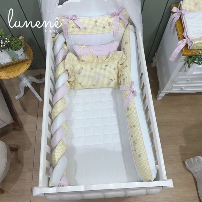 Enxoval de Berço Personalizado 08 Peças Jardim Encantado 200 Fios 4556