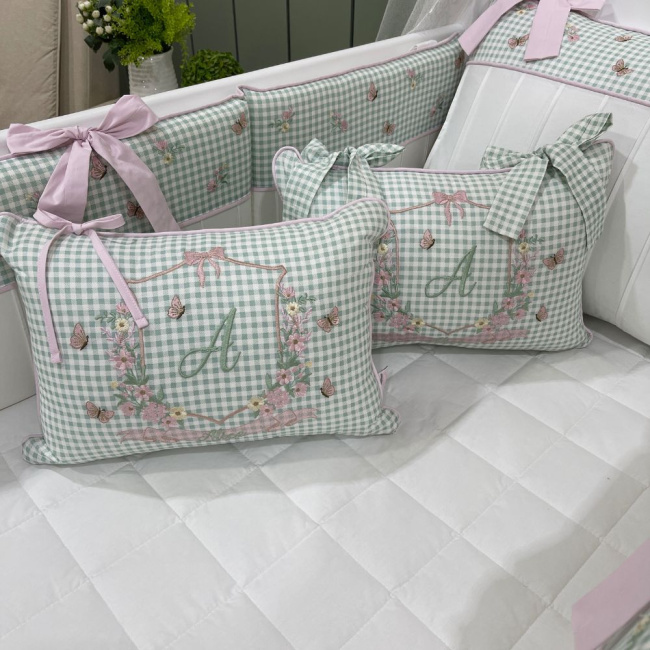 Enxoval de Berço Personalizado 08 Peças Jardim Encantado com nome Alice 4494