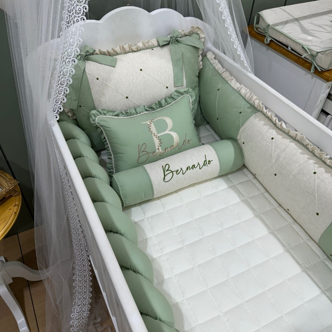 Enxoval de Berço Personalizado 08 Peças Linho Baby Bege Verde 200 Fios