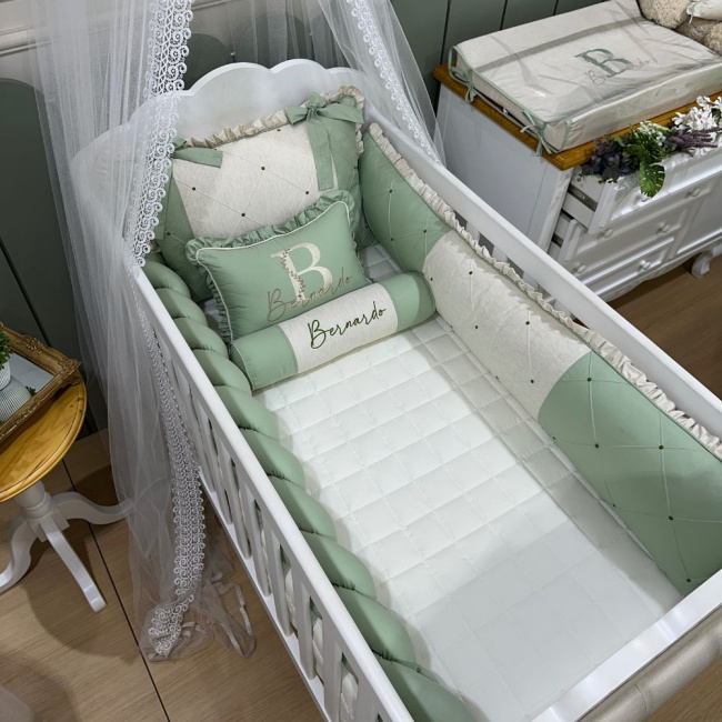 Enxoval de Berço Personalizado 08 Peças Linho Baby Bege Verde 200 Fios
