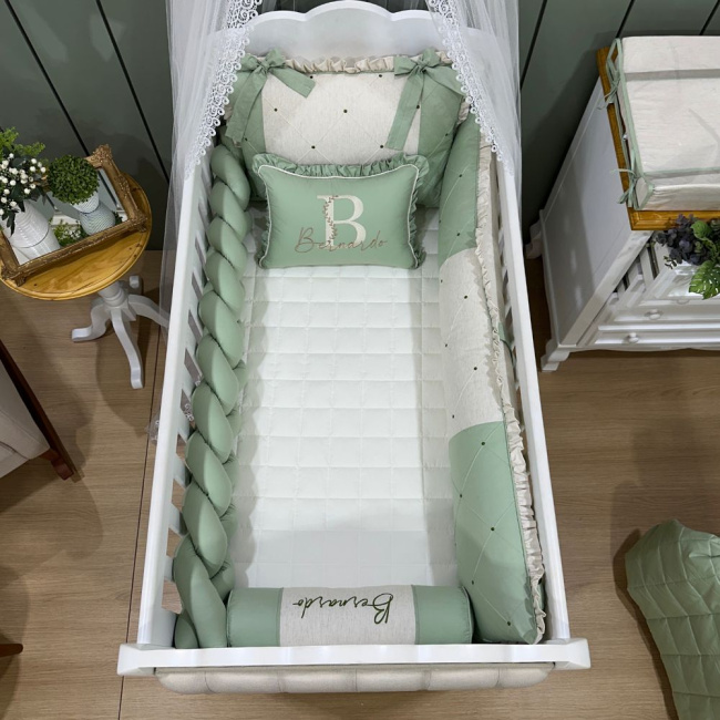 Enxoval de Berço Personalizado 08 Peças Linho Baby Bege Verde 200 Fios