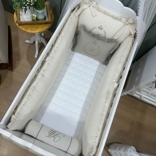 Enxoval de Berço Personalizado 08 Peças Linho Baby Fendi 200 Fios