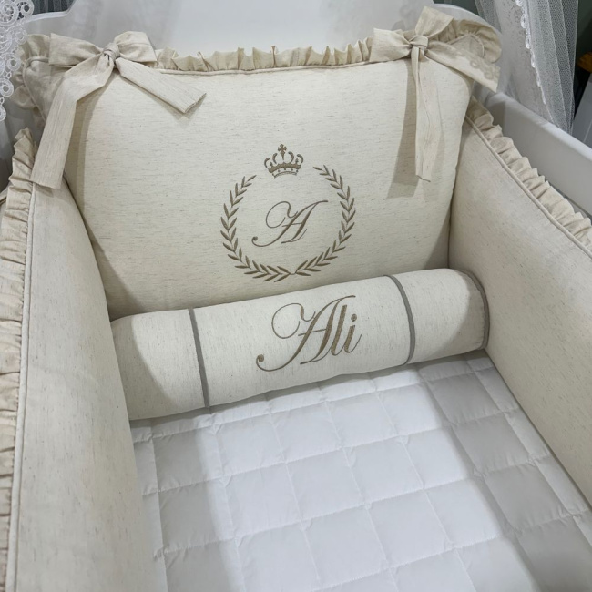 Enxoval de Berço Personalizado 08 Peças Linho Baby Fendi 200 Fios