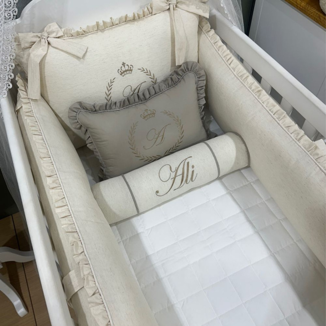 Enxoval de Berço Personalizado 08 Peças Linho Baby Fendi 200 Fios