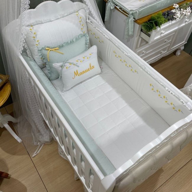 Enxoval de Berço Personalizado 08 Peças Margaridas 200 Fios 4512