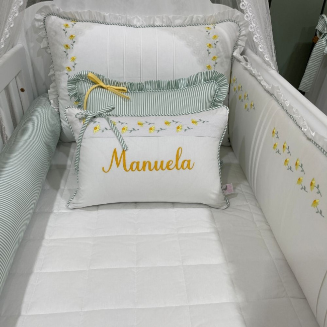 Enxoval de Berço Personalizado 08 Peças Margaridas 200 Fios 4512