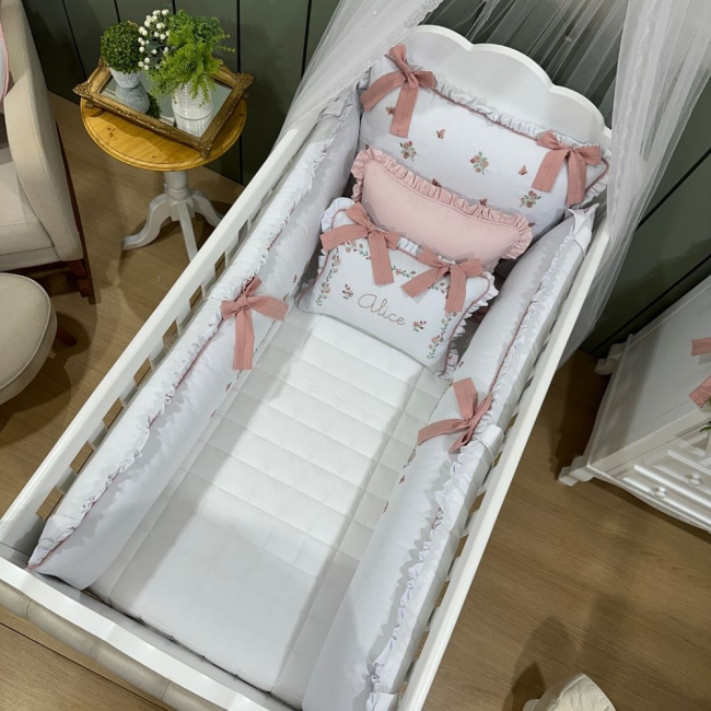 Enxoval de Berço Personalizado 08 Peças Piquezinho Floral 200 Fios 4533