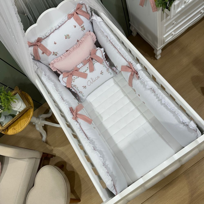 Enxoval de Berço Personalizado 08 Peças Piquezinho Floral 200 Fios 4533