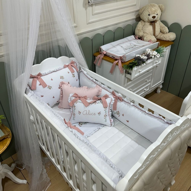Enxoval de Berço Personalizado 08 Peças Piquezinho Floral 200 Fios 4533