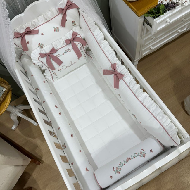 Enxoval de Berço Personalizado 08 Peças Piquezinho Floral 400 Fios 4528