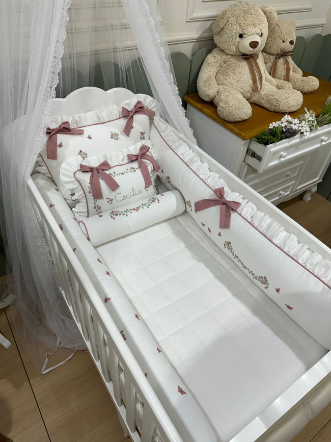 Enxoval de Berço Personalizado 08 Peças Piquezinho Floral 400 Fios 4528