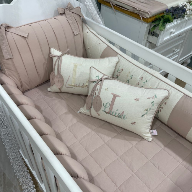Enxoval de Berço Personalizado 08 Peças Ramo de Flores Terracota Personale 200 Fios 9049
