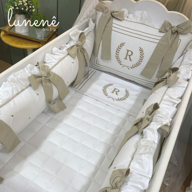 Enxoval de Berço Personalizado 08 Peças Romeu Baby 200 Fios 4548