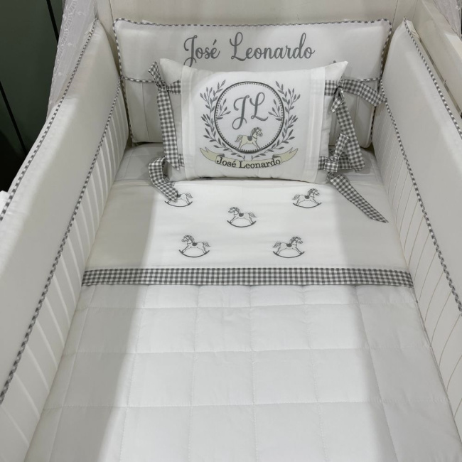 Enxoval de Berço Personalizado 09 Peças Leonardo Baby 200 Fios 4510