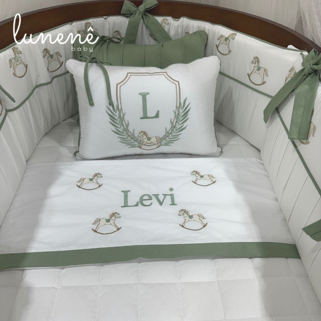 Enxoval de Berço Personalizado Evolutivo 10 Peças Cavalinho 200 Fios 4554