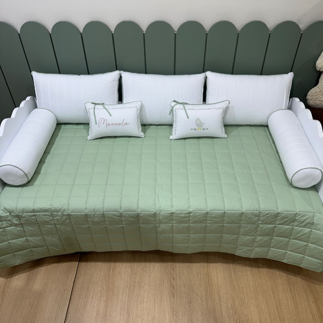 Enxoval de Cama Babá 08 Peças com nome Manuela 200 Fios 9049