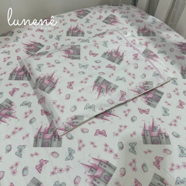 Lençol de Berço 02 Peças Estampa Princesa + Travesseiro Anti Sufocante