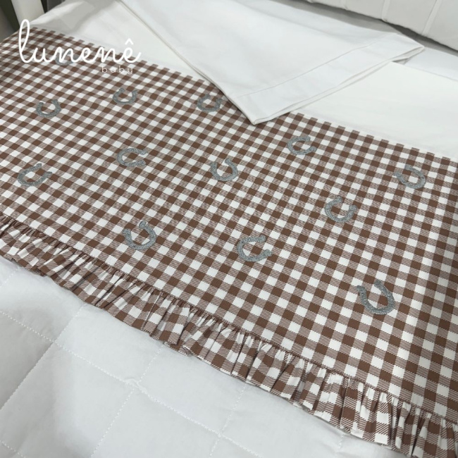 Lençol de Berço 03 Peças Cavalinho Xadrez Cáqui 200 Fios